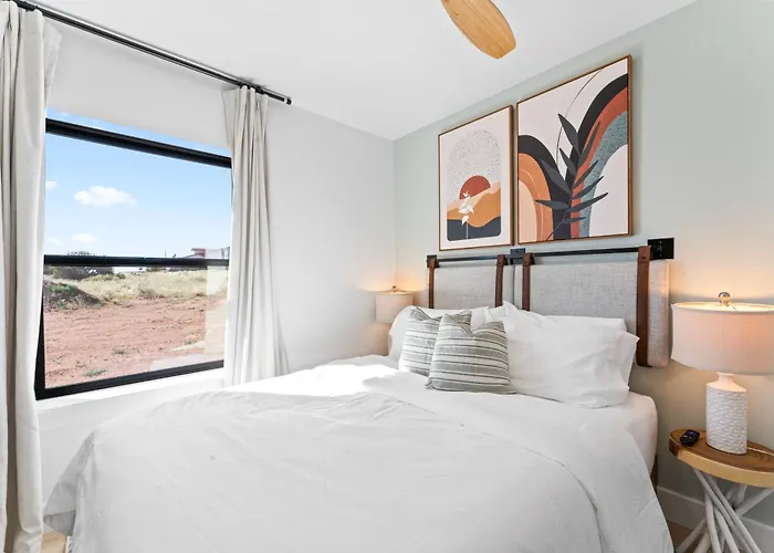 Luxe Desert Tiny Glamping - Near Grand Canyon South Rim Villa